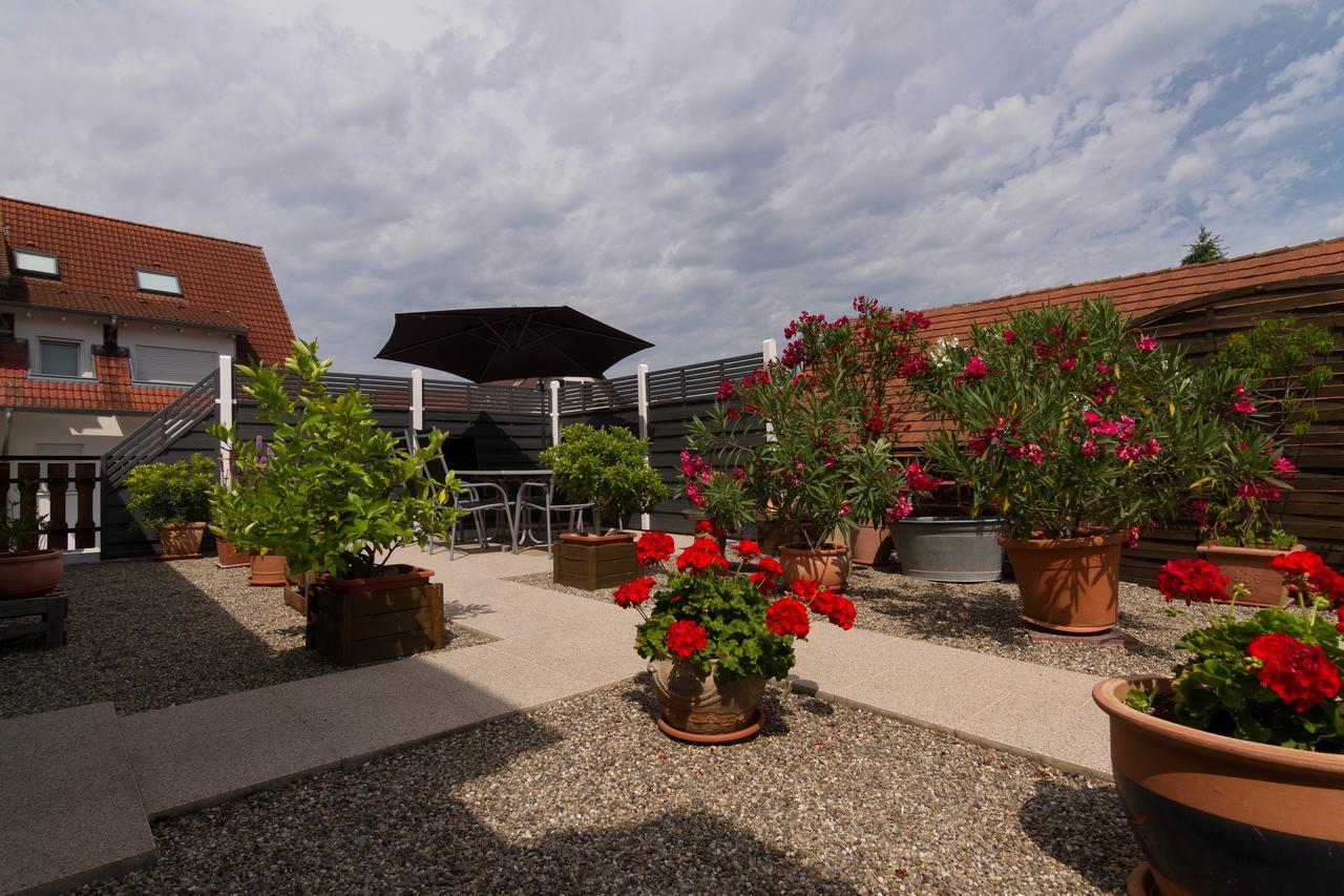 Tuniberg Restaurant Hotel Fribourg im Breisgau Extérieur photo