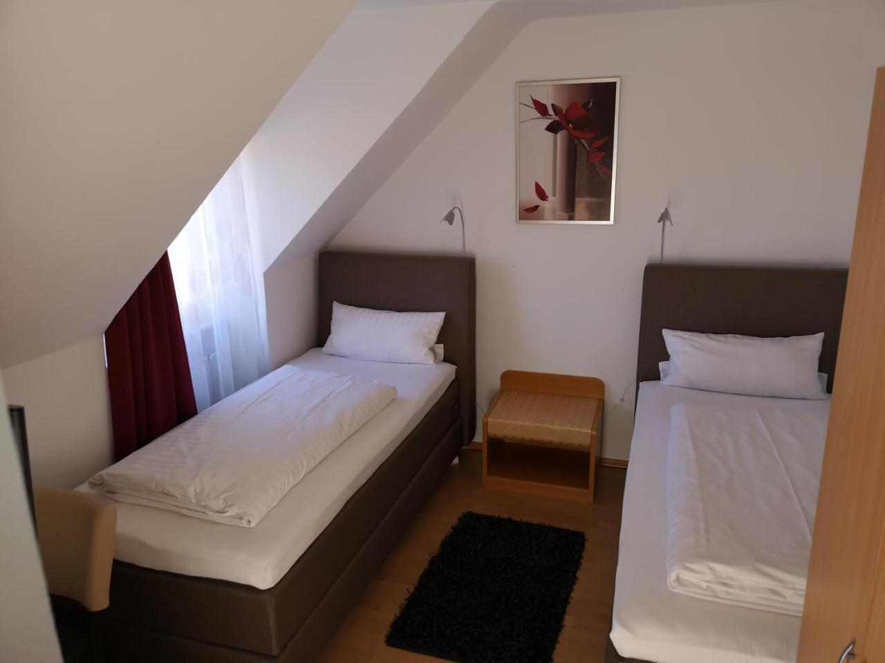 Tuniberg Restaurant Hotel Fribourg im Breisgau Extérieur photo