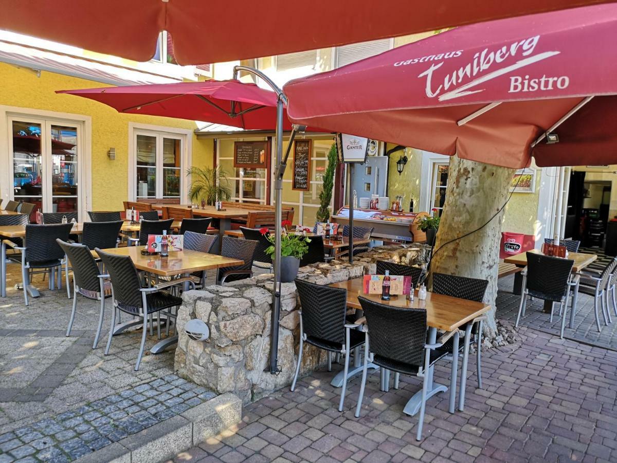 Tuniberg Restaurant Hotel Fribourg im Breisgau Extérieur photo